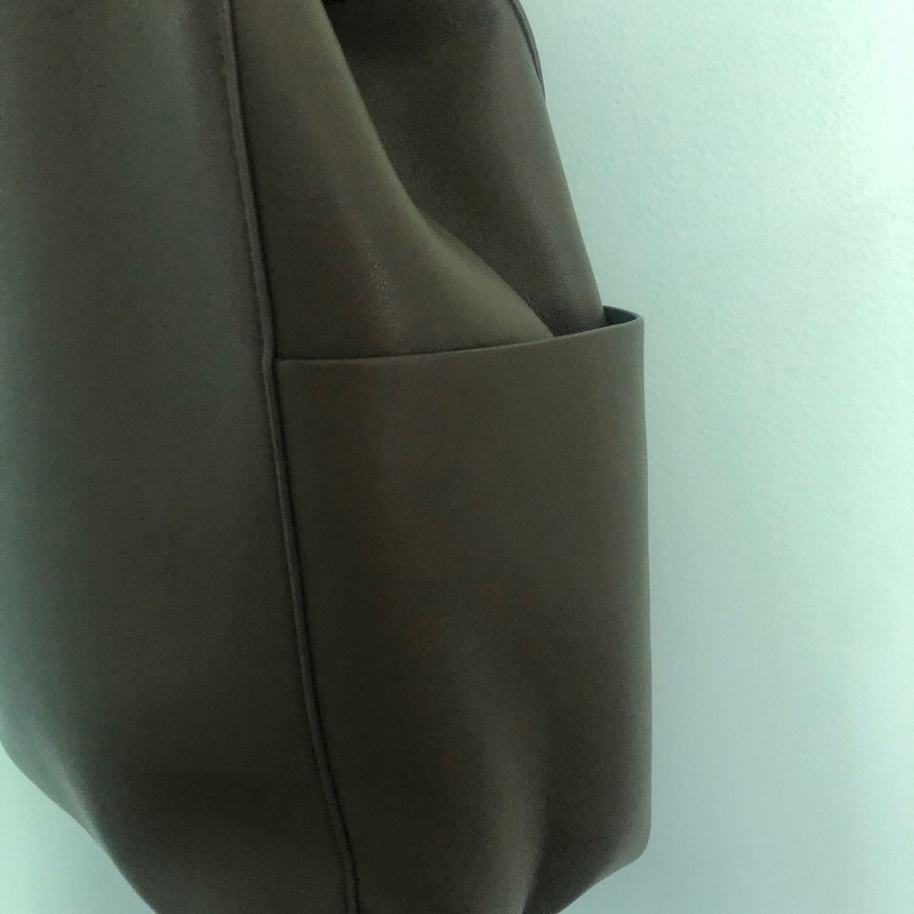 Olive green everyday bad from oak and fort. - Picture 3 of 11